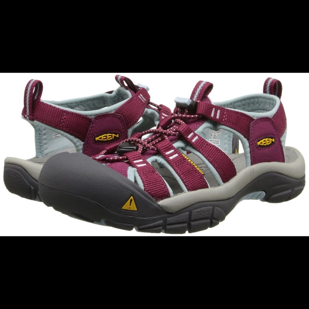 KEEN Newport H2 Sandal, Beet Red/Corydalis Blue